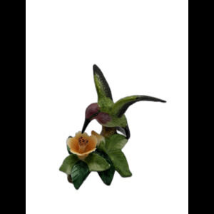 Russ Berrie VTG " Nature's Song" Porcelain hummingbird on flower figurine